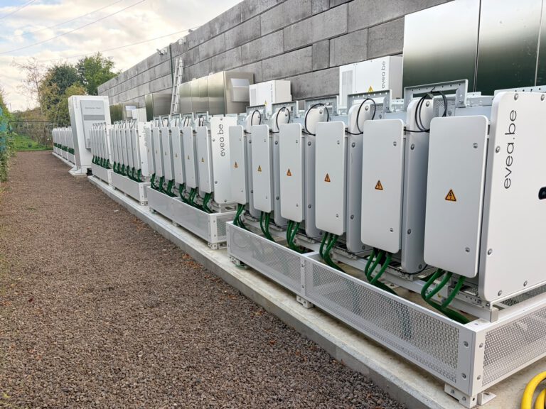 Four batteries, one power plant